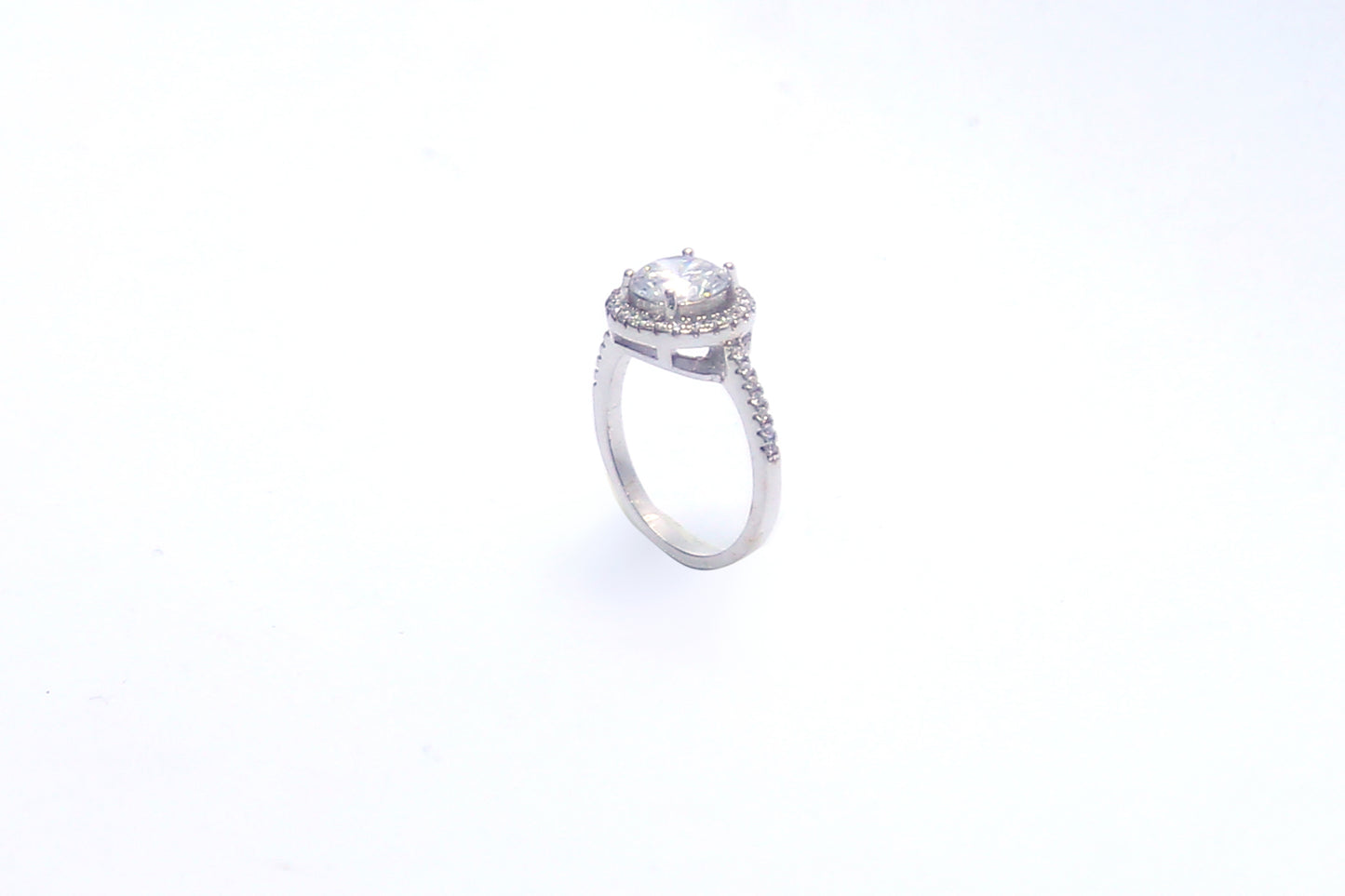 DIAMOND STYLE ZIRCON RING
