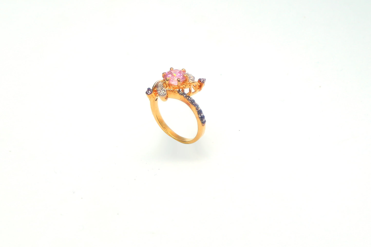 GLAMOROUS PINK RING