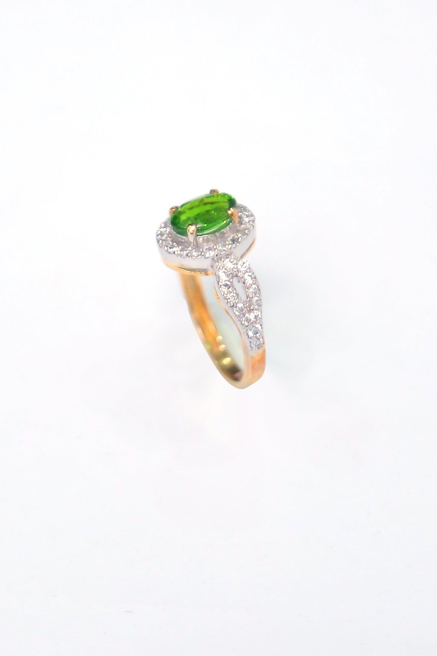 BOTTLE GREEN WITH ZIRCON
