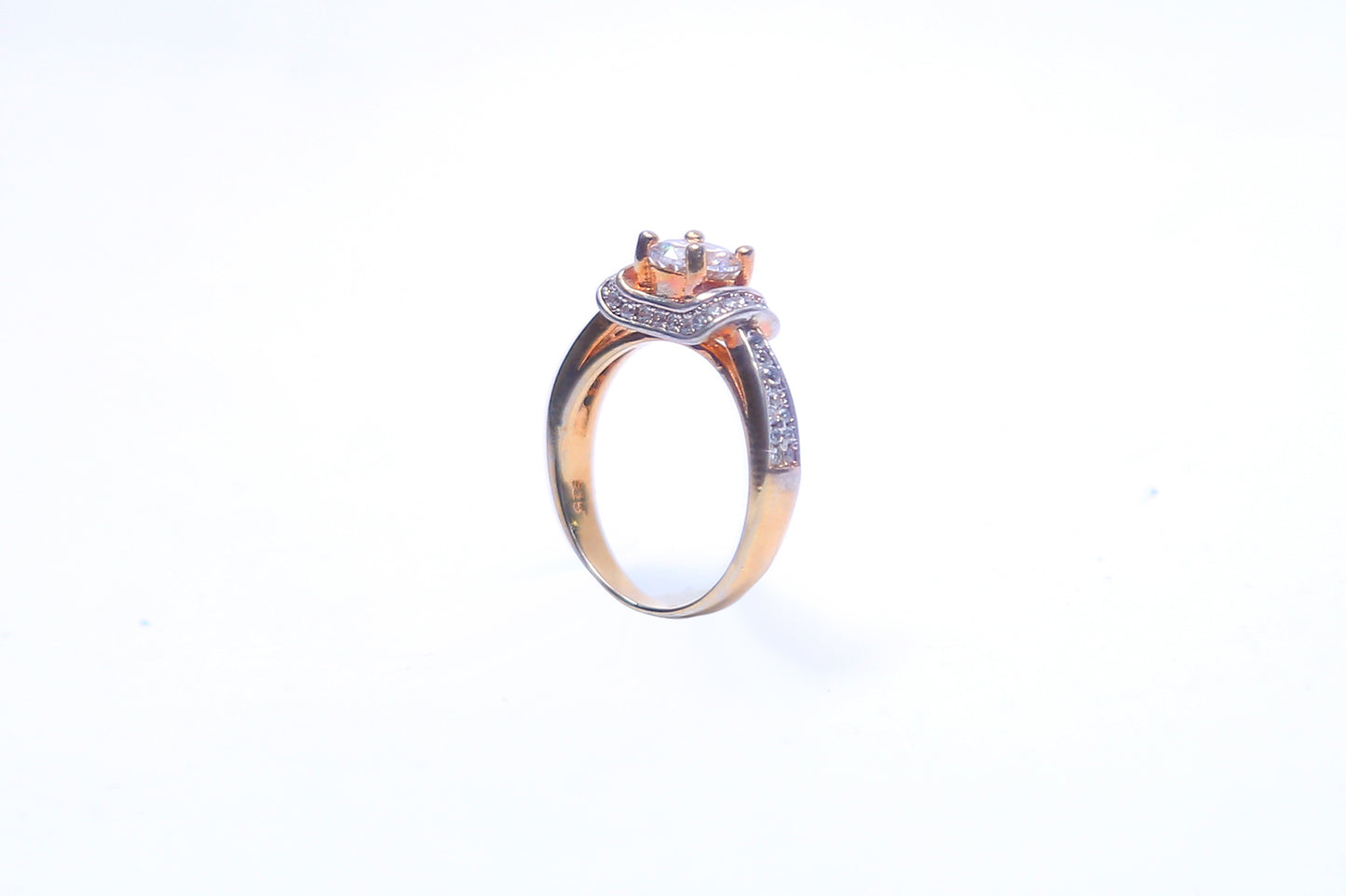 DIAMOND CUT ZIRCON RING