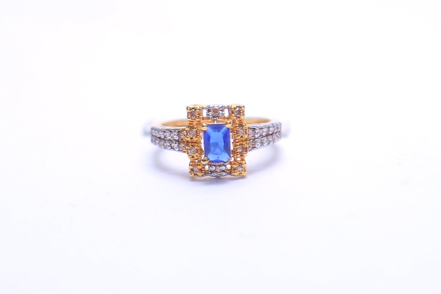 BLUE WITH ZIRCON AND CHAMPAGNE