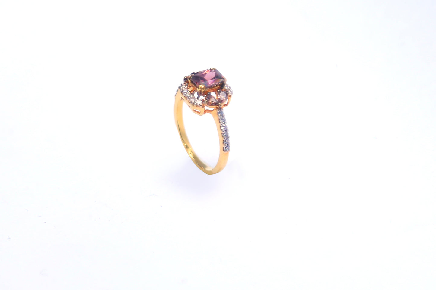 FALSA, CHAMPAGNE WITH ZIRCON