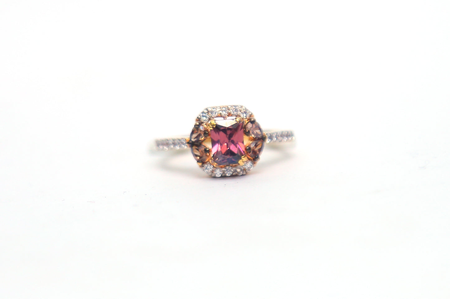 FALSA, CHAMPAGNE WITH ZIRCON
